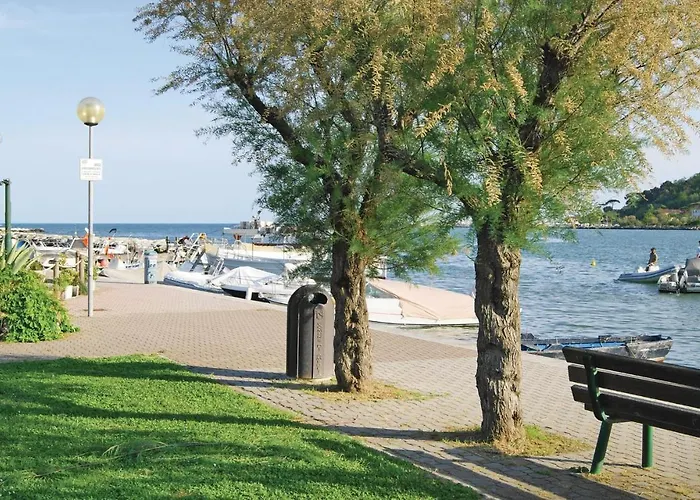 Semesterbostad La Casa Gialla Framura