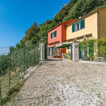 Feriehus La Casa Gialla *