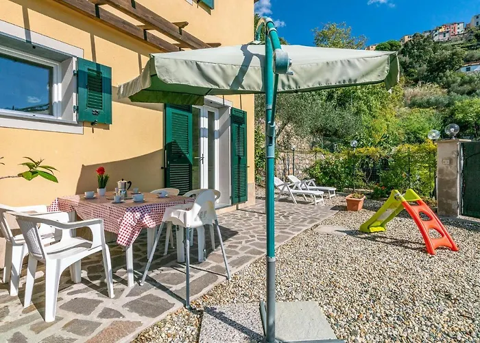 La Casa Gialla Holiday home *